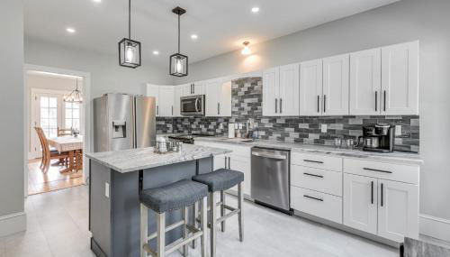 Charming Ticonderoga Home - Walk to Downtown! - Foto 3