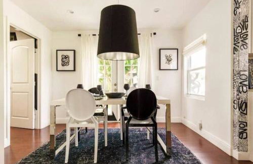 5BD 3BA - Black&White ArtBNB - Antique Row WPB - Foto 3