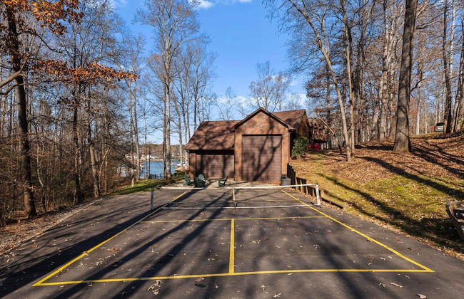 Winding Down by Avantstay Sleeps 20 Dock View - Foto 12