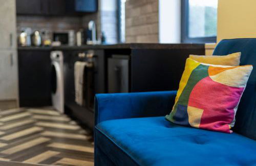 Affordable Serviced Apartment Perfect for Contractors in PE1 Short & Long Term Stays - Free WIFI - Free Parking - With Sofa Bed - Full Kitchen - Foto 29