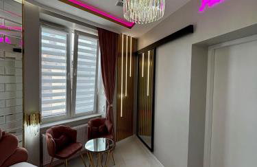 Apartament "Gold Luxury Dubai" Centrum z dużą wanną dla Dwojga - Foto 8