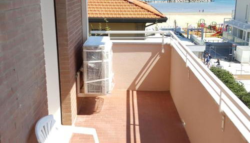 Appartamento 3 camere con vista sul mare e parcheggio - Foto 2