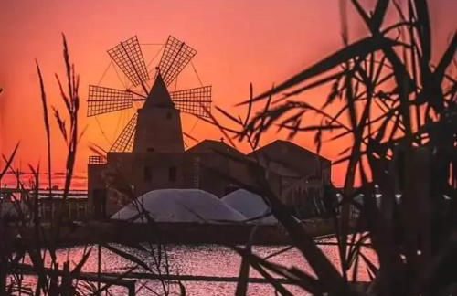 Charming House in Marsala with Private Garden - Foto 46