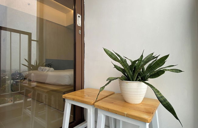 Modern Look Studio at LRT City Jatibening Apartment - Photo 12