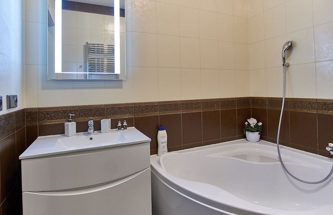 Presidential Apartment In The Old Town Square - Photo 27