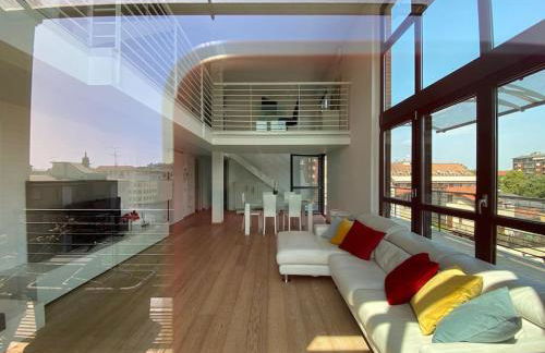 PENTHOUSE LUCE Milano near Metro-Bus-tram - Foto 2