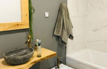 Beach house with private swimming pool * 5 min walk to the beach - Foto 10