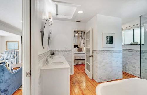 The Blue Pearl - Soak Up Views from a Scenic Poolside Upper Deck - Foto 9