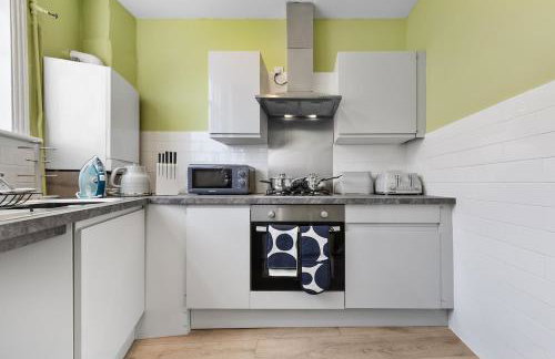 Leyton 1BR Flat Near Tube, 247 Gym, Tennis Court - Foto 7