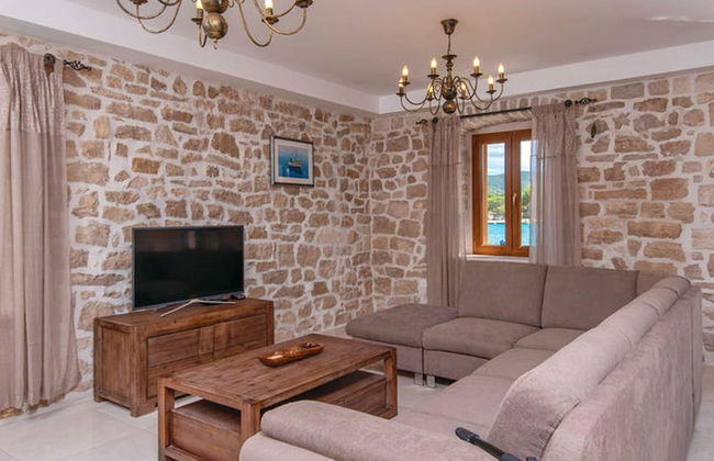 Holiday Home Loviste-three Bedroom Holiday Home With Pool and Sea View - Foto 1