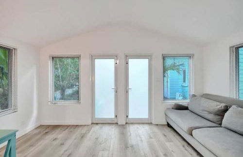 Tropical Oasis 2BR w Pool - Foto 2