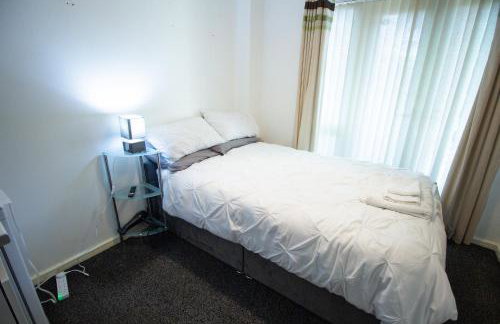 Close to City Centre 3-Bed Townhouse, Sleeps 7, Free Parking, Great Transport Links - Foto 25