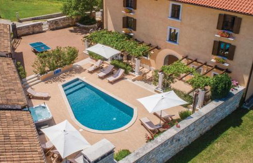 Cozy Home In Tinjan With Wifi - Foto 17