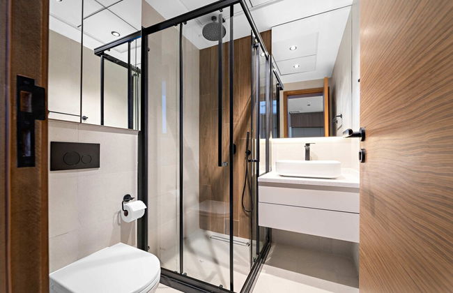 New 1-bedroom in Prime Gardens With Pool and gym - Photo 10