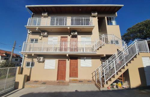 Casa e Kitnets Imbituba Praia da Vila - Photo 1