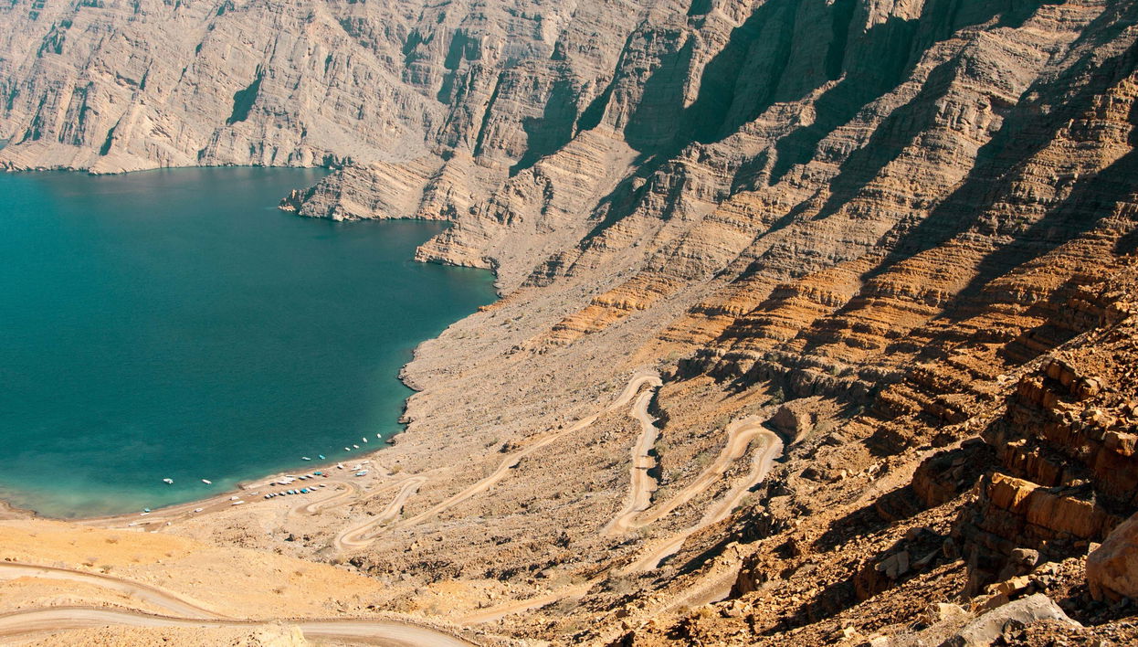 Crucero en dhow por los fiordos de Musandam