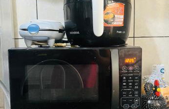 Quarto com ar condicionado em apt compartilhado e estacionamento grátis - Foto 14