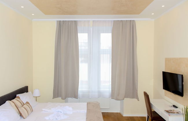 Christiano Apartments - Photo 7