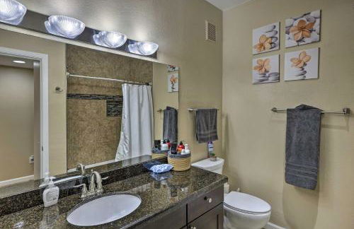 Families and Dogs Welcome! Phoenix Condo with Pool - Foto 15