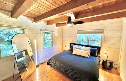 MOONLIGHT MOUNTAIN MANOR - Cedar Hot Tub, Views & Games - Foto 22