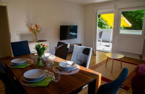 Erholung an den Wasserfällen - Ferienwohnung in Baden-Baden - Stilvolles Apartment mit Terrasse, Parkplatz & ruhiger Lage - Foto 3