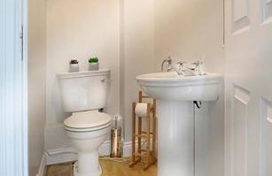 Ascot - Immaculate 2 bed House with parking - Foto 10