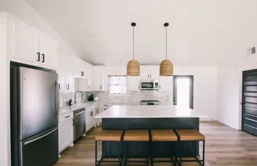 Aubrey Downtown Charmer - Smart TVs in every room! - Foto 19