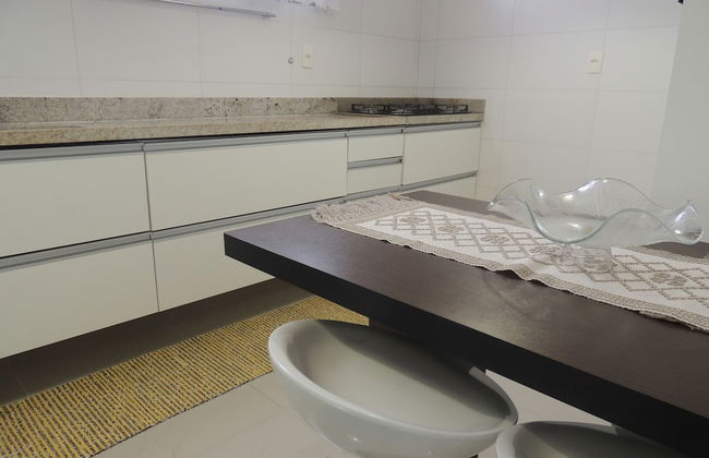 Lindo Amplo 3 Quarto em Prédio Frente Mar - Foto 30