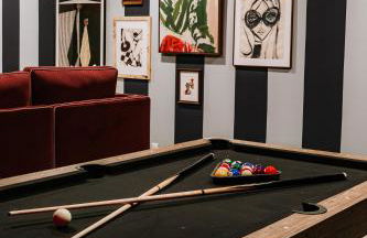 The Benton Hot Tub Theater 5 Mins to Denver - Foto 5