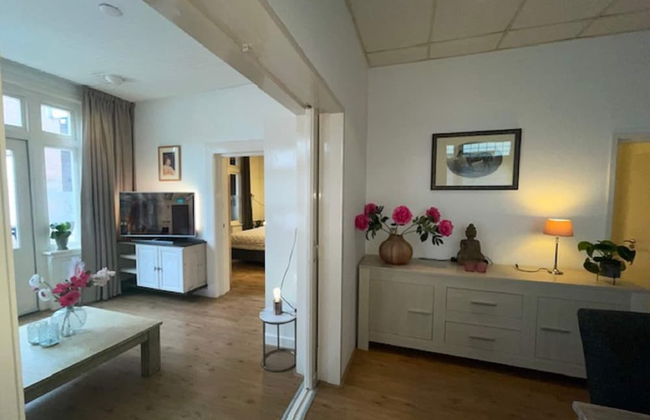 Apartment in the Fortified With Private Garden - Photo 23