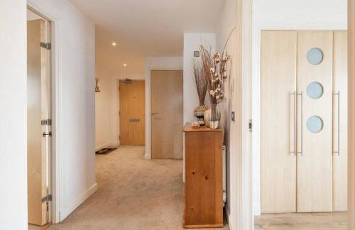 Calming Sea View City Apartment - Foto 12