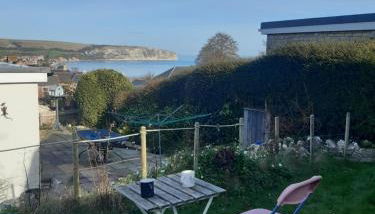 Marlow - Photo 1, Garden