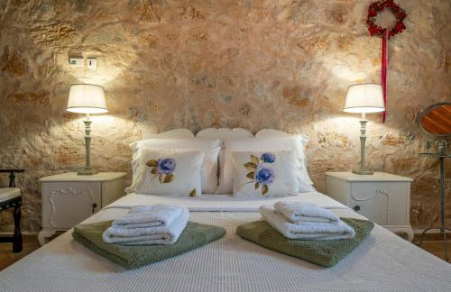 Private Stone villa-Pool and Maountain view - Photo 33