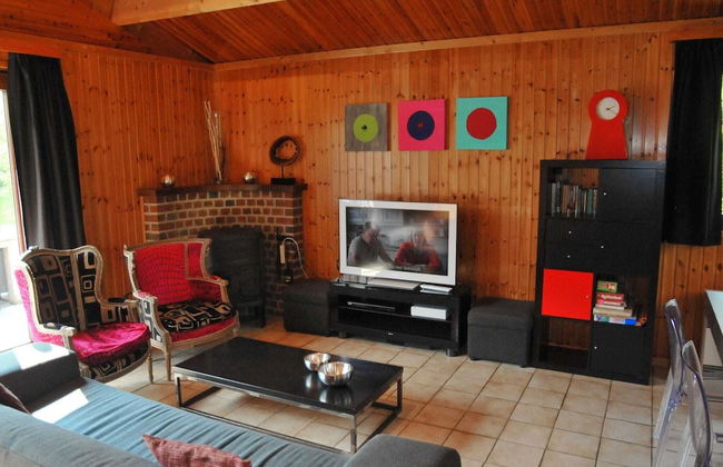 Holiday Home with Terrace, Garden, BBQ, Sauna & Hot Tub - Foto 3