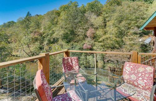 Deck and Sauna Avalon Woods Riverfront Retreat - Foto 29