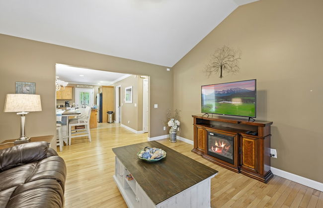 Bradley Bungalow Sleeps 11 Sevierville - Foto 33