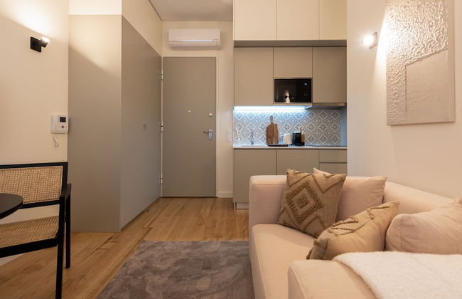 Mouzinho da Silveira 215 by LovelyStay - Foto 40