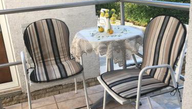 Apartments Kraljev Stanko - Foto 3, Garden view