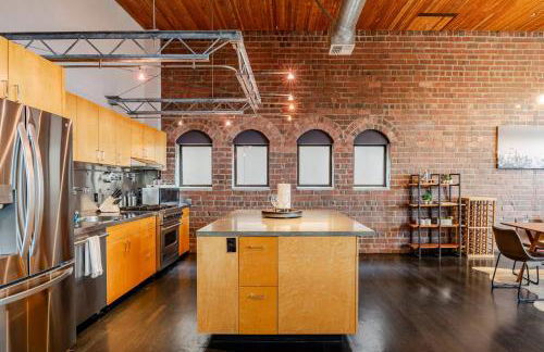 Massive Downtown Seattle Condo - Free Parking! - Foto 17