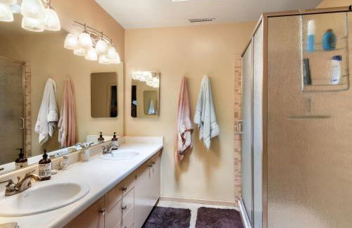 Waters Edge Oasis - Shared Pool & Pier Access - Foto 23