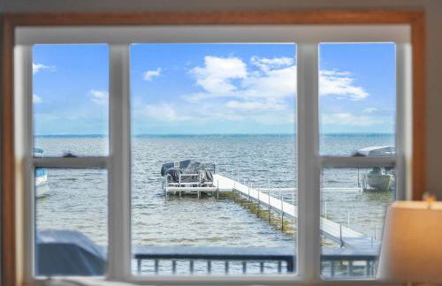 Sauna, Game Room, and Beach Front on Houghton Lake - Foto 36