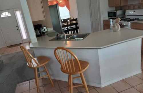 Fabulous 4 Bed South Facing Lake View Near Disney - Foto 24