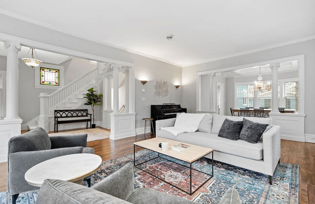 Sapphire Estate - Photo 1