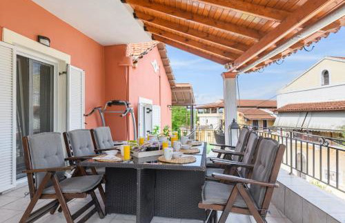 Angela a la Corfu - Foto 1