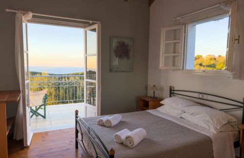 Regina Villa - Photo 16