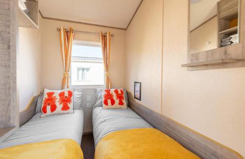 3-Bed Caravan Seton Sands- by Holiday Homes - Foto 5