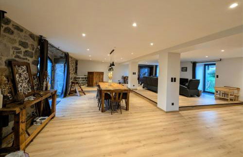 Grande ferme de 250m2 rénovée au charme rustique - Foto 5