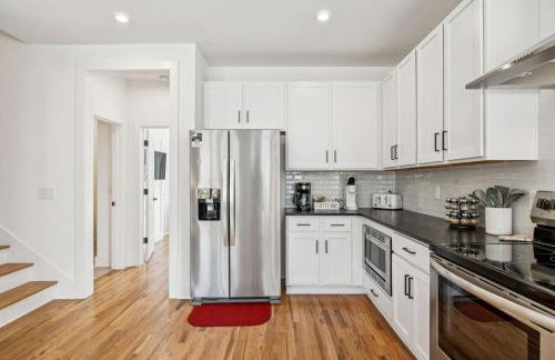 Nashville Townhouse with Rooftop & Modern Comfort - Foto 17