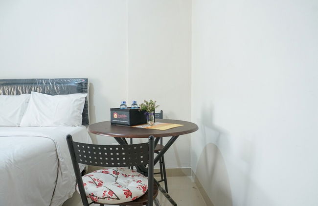 Fully Furnished Studio at Green Park View Apartment - Photo 4