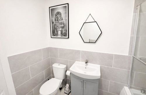 4 bedrooms 8 beds Wi-FI smart tv games room - Foto 13